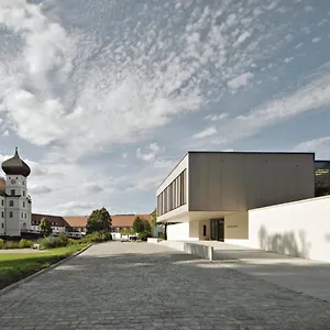 4* Hotel Schloss